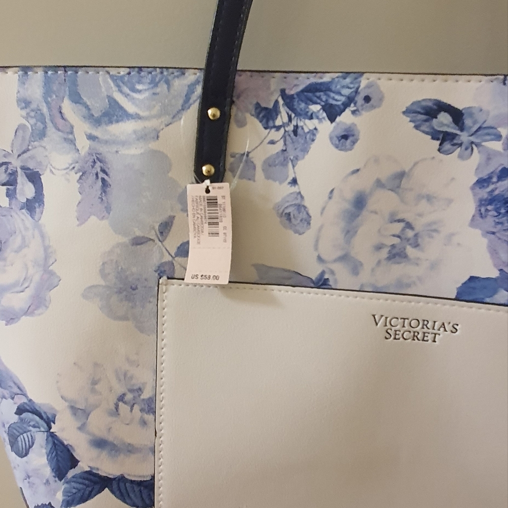 Victoria's Secret Blue & White Floral Carryall Tote Bag Spring 2022 Limited Ed. - Picture 6 of 8